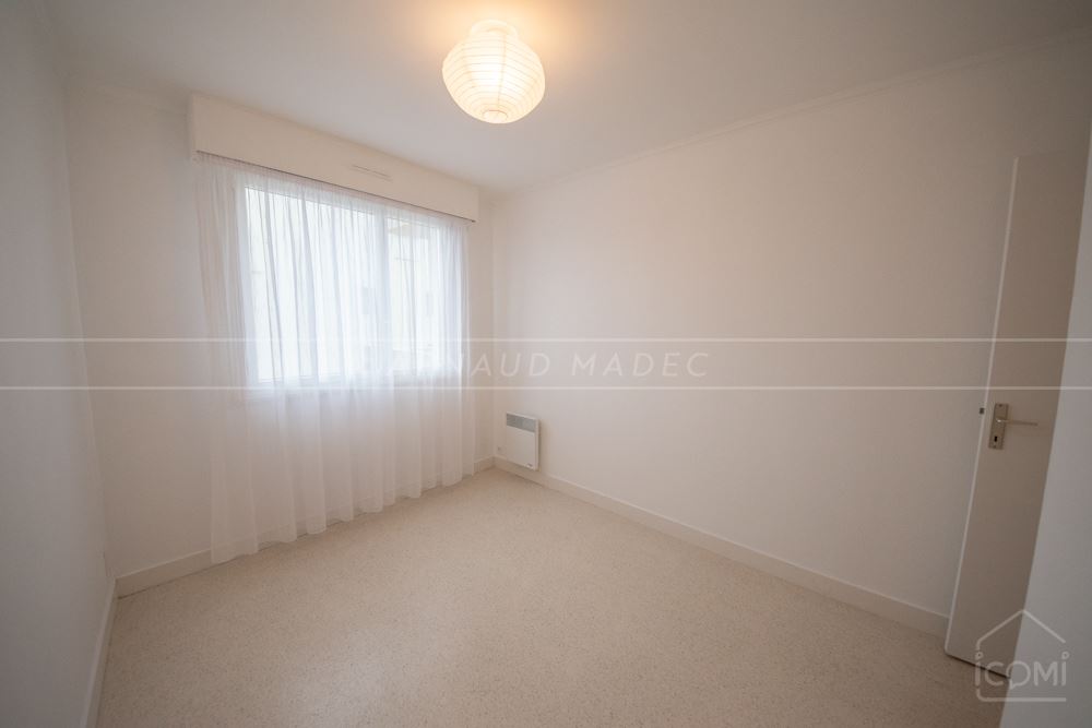 APPARTEMENT T2 DE STANDING - ASCENSEUR - BALCON - PARKING - RESIDENCE RECHERCHEE - RARE photo 5